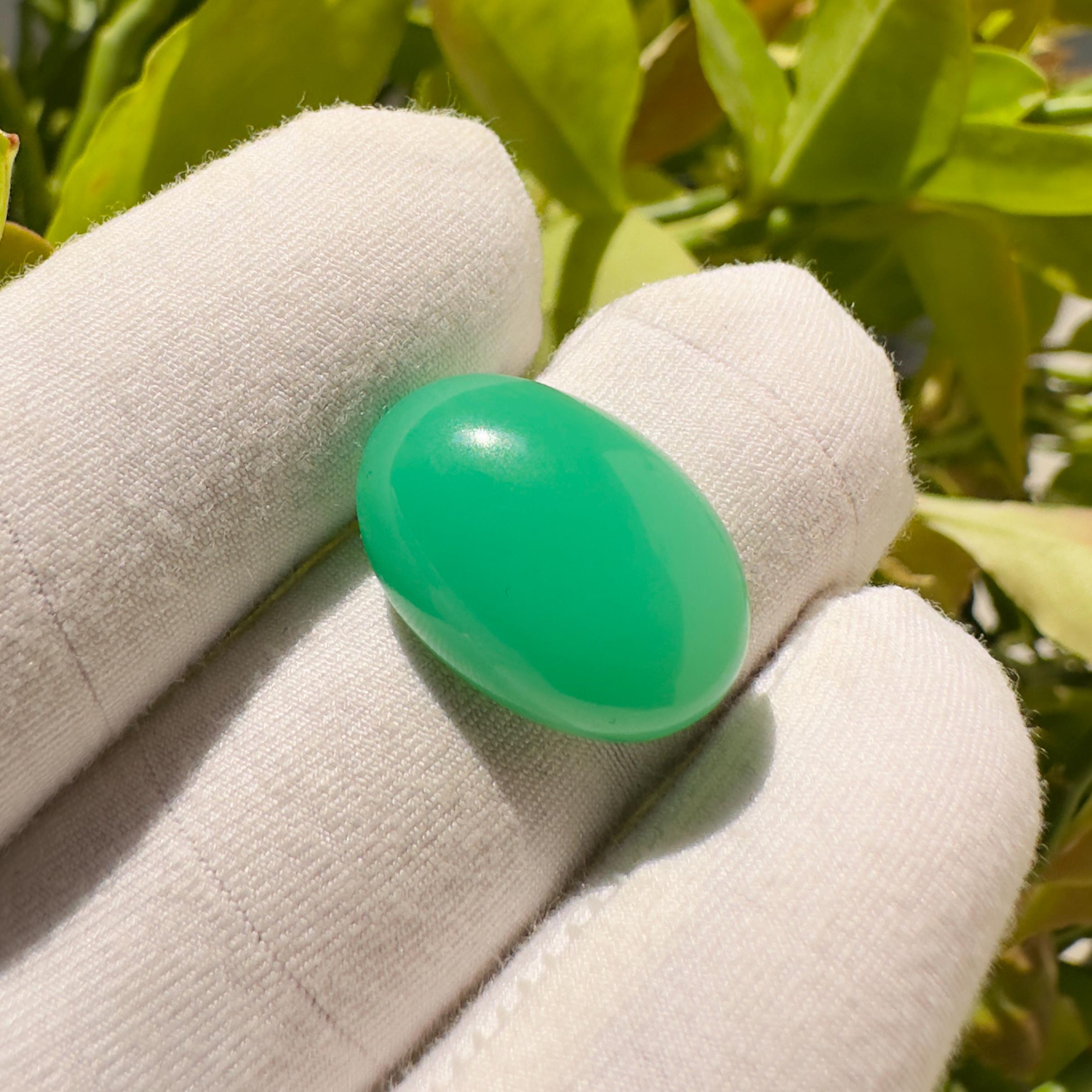 Natural Chrysoprase Oval Cabochon Loose Gemstone 13.20 Carat AAA Green Chrysoprase Stone for Jewelry Making