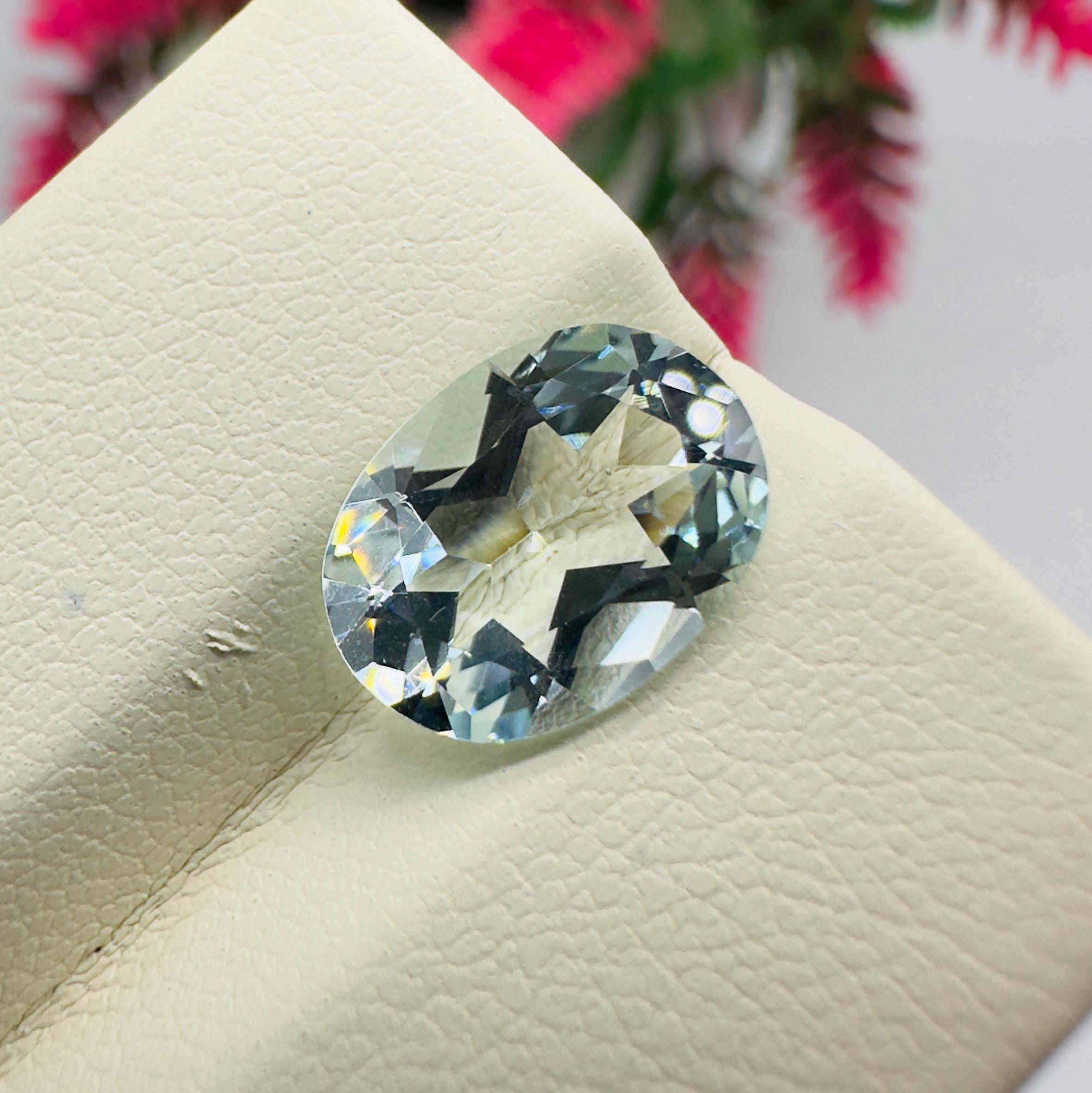 Natural Aquamarine Faceted Oval Cut Loose Gemstone 2.40 Carat AAA Light Blue Aquamarine Stone for Jewelry Making