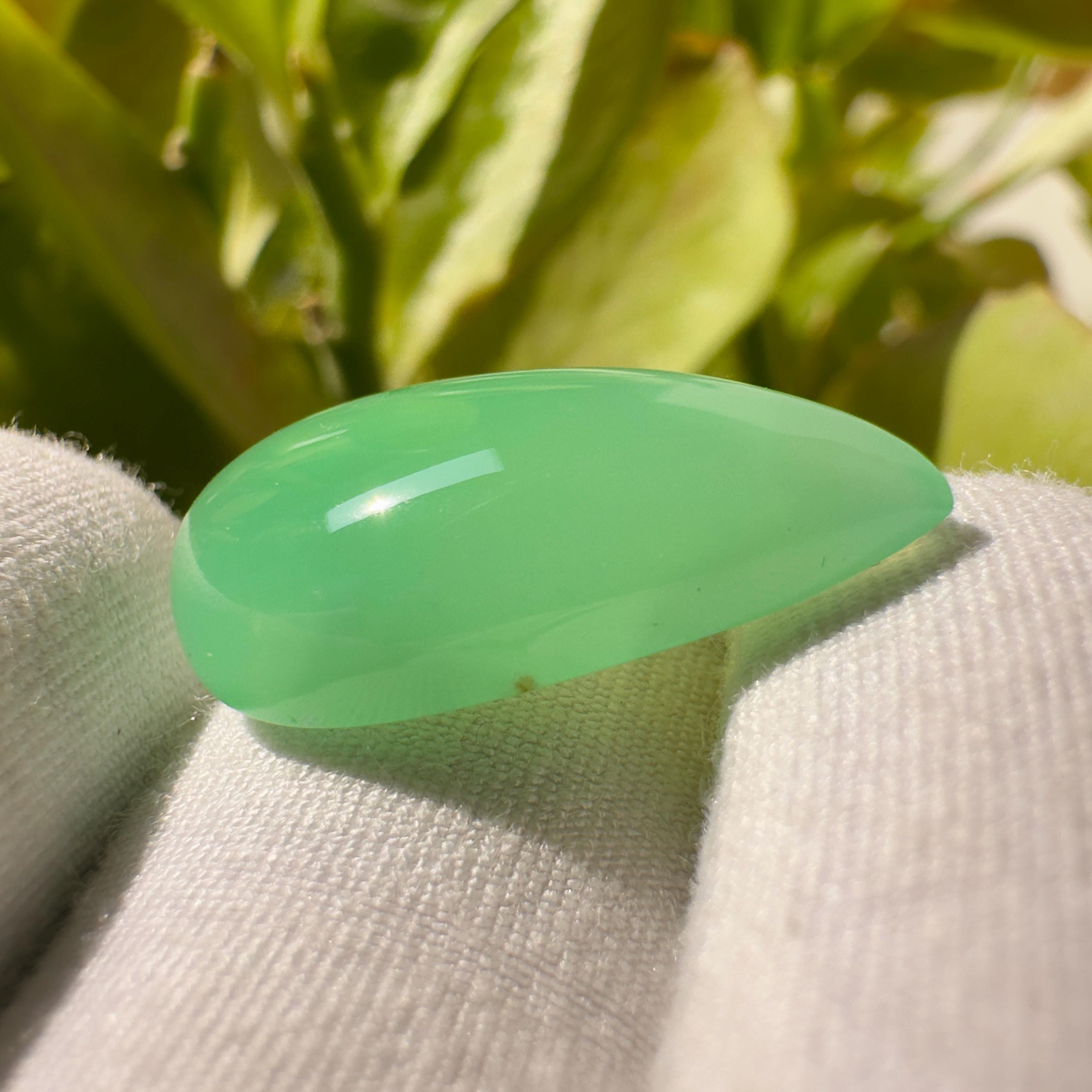 Natural Chrysoprase Pear Cabochon Gemstone 10.25 Ct Green Loose Stone for Pendant Ring Jewelry Making