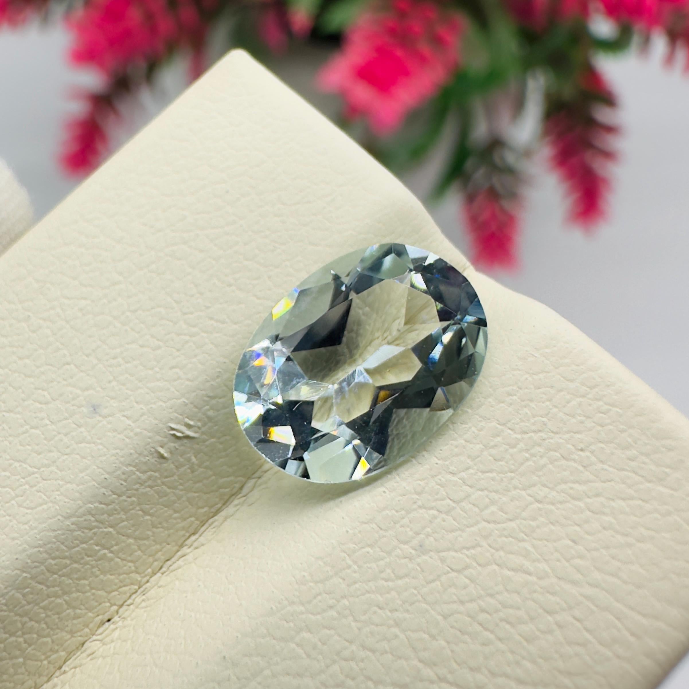 Natural Aquamarine Faceted Oval Cut Loose Gemstone 2.40 Carat AAA Light Blue Aquamarine Stone for Jewelry Making