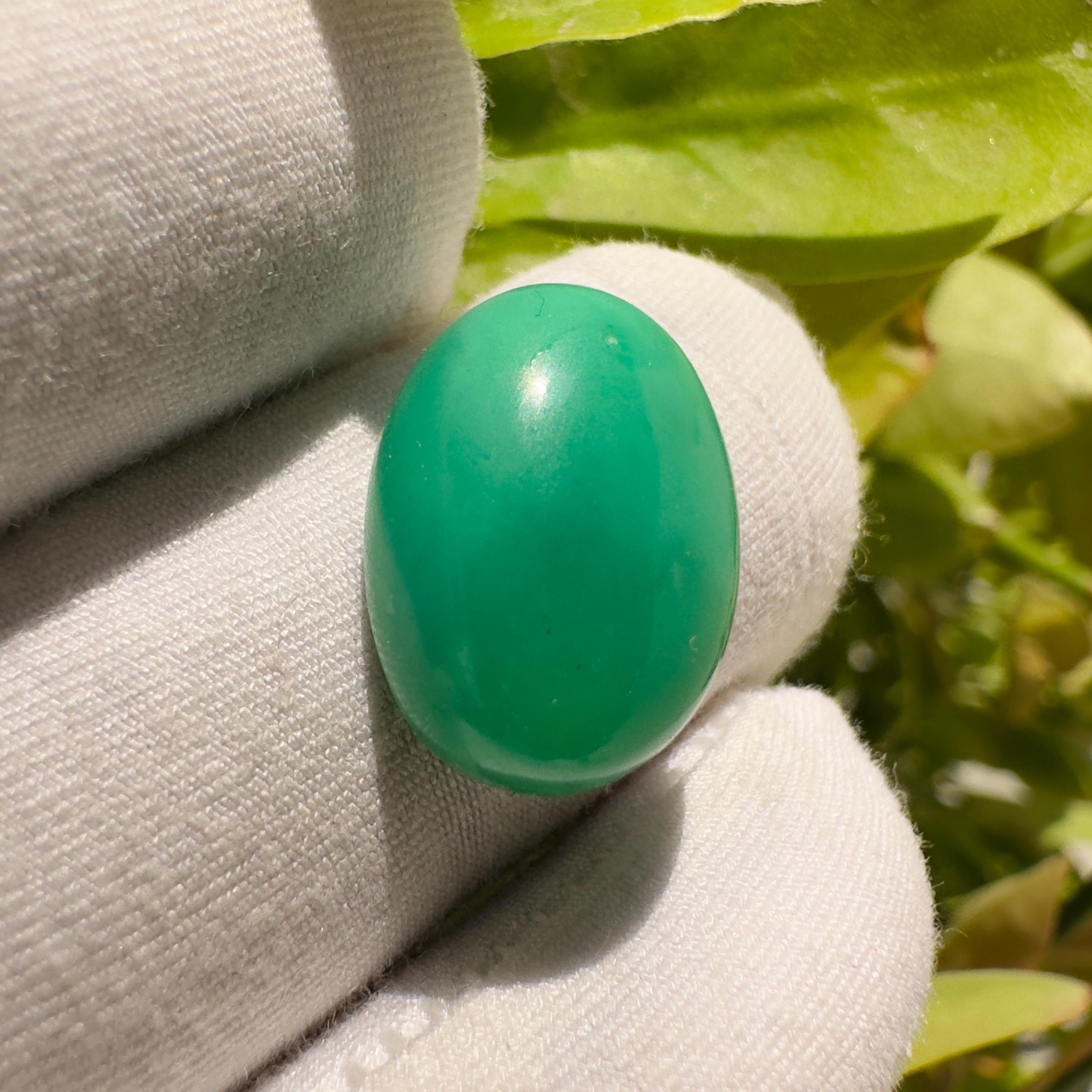 Natural Chrysoprase Oval Cabochon Loose Gemstone 10 Carat AAA Green Chrysoprase Stone for Jewelry Making
