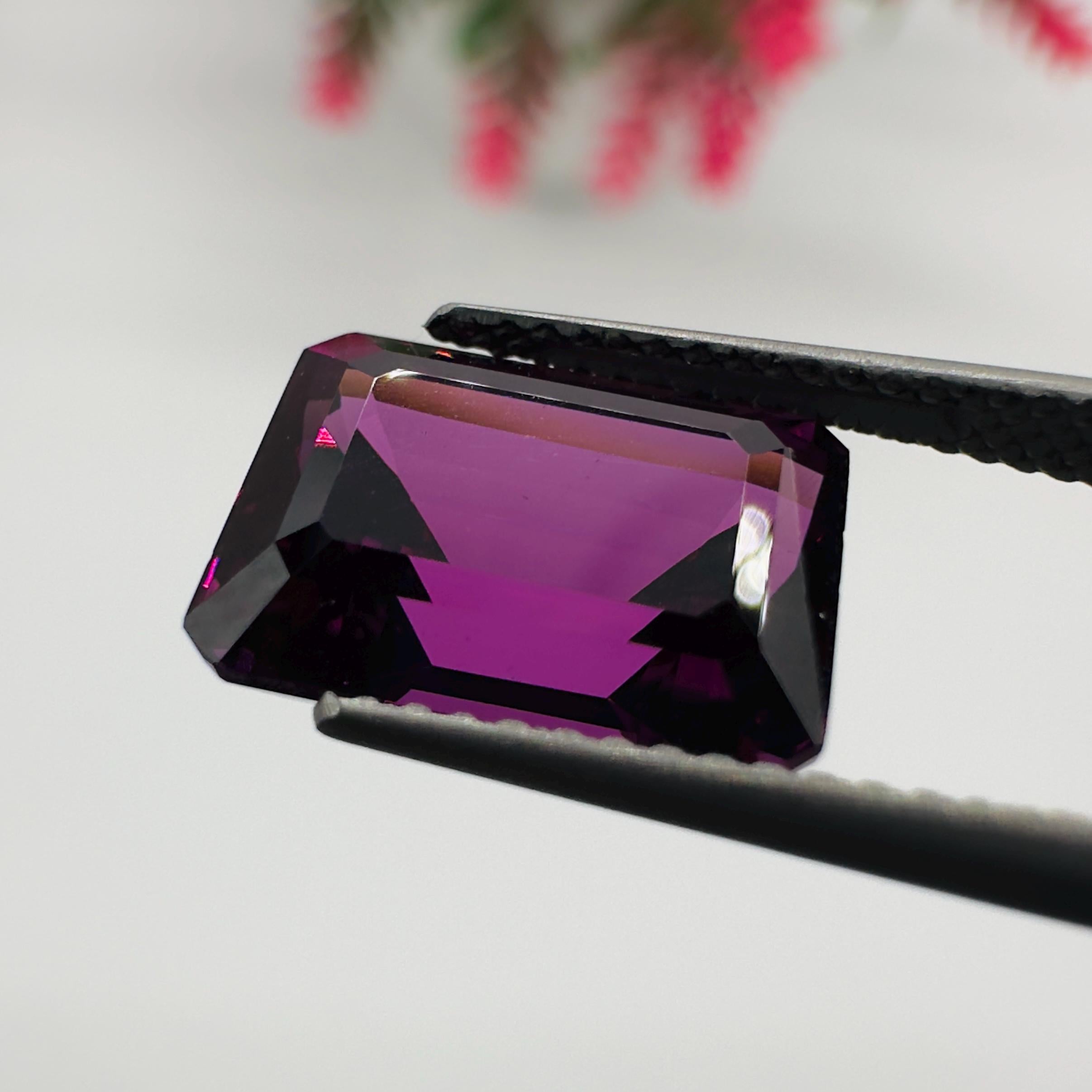Natural Rhodolite Garnet Faceted Octagon Loose Gemstone 6.60 Carat AAA Emerald Cut Purple Pink Raspberry Red Stone for Fine Jewelry