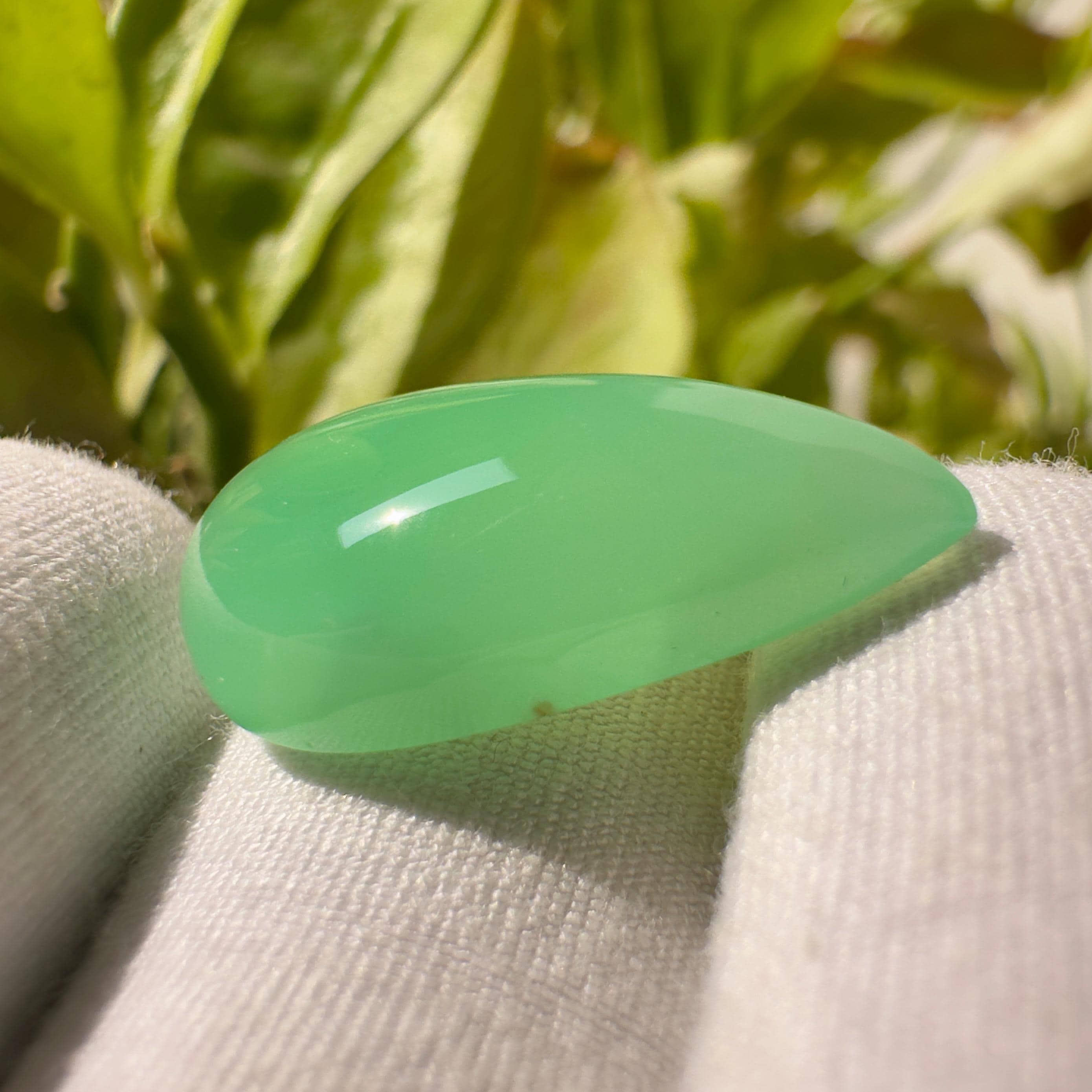 Natural Chrysoprase Pear Cabochon Gemstone 10.25 Ct Green Loose Stone for Pendant Ring Jewelry Making