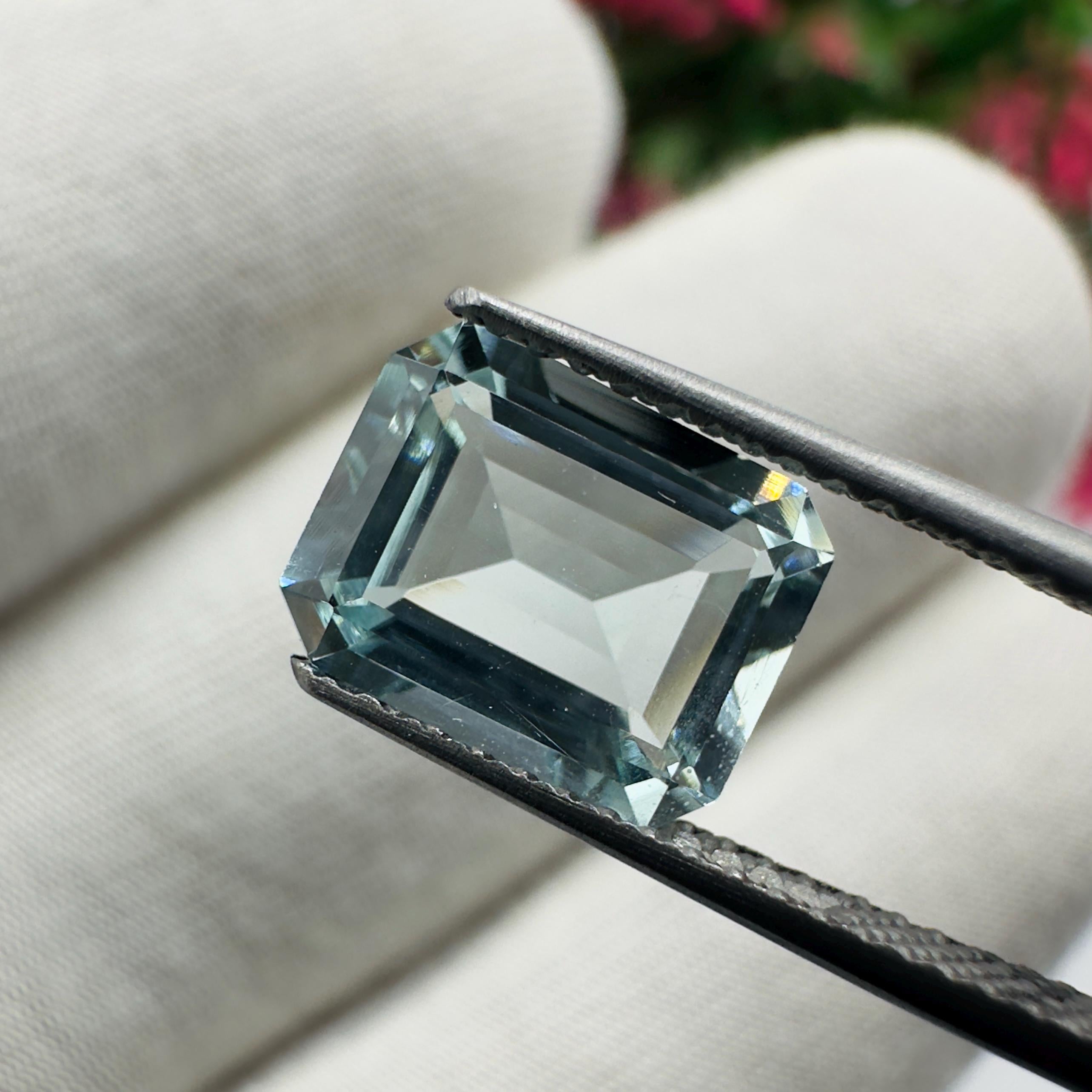 Natural Aquamarine Emerald Cut Loose Gemstone 1.93 Carat AAA Faceted Octagon Light Blue Aquamarine Stone for Fine Jewelry
